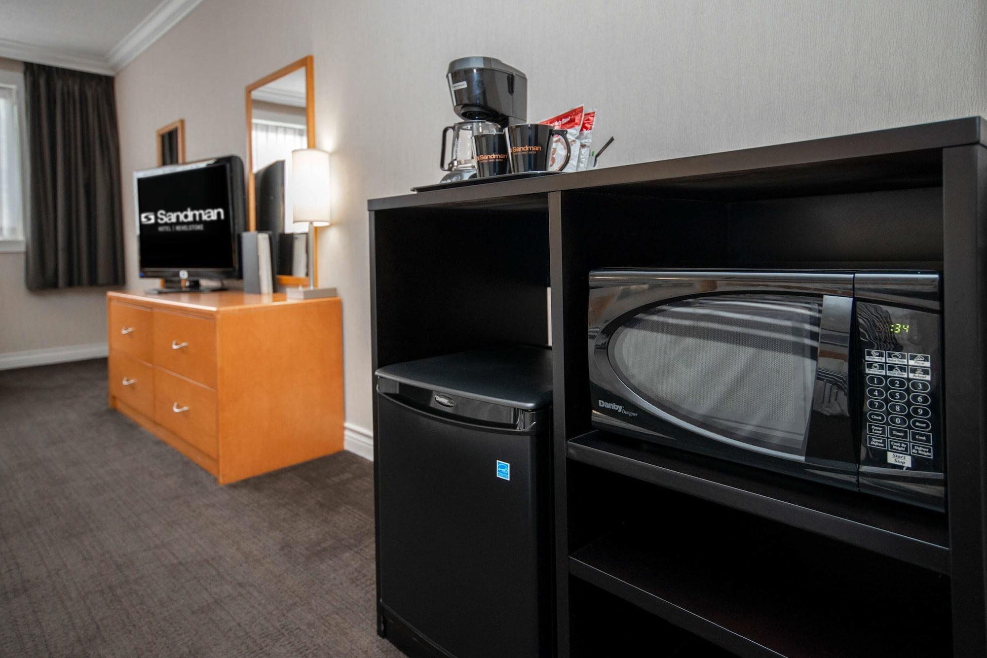 Sandman Hotel Revelstoke Bagian luar foto